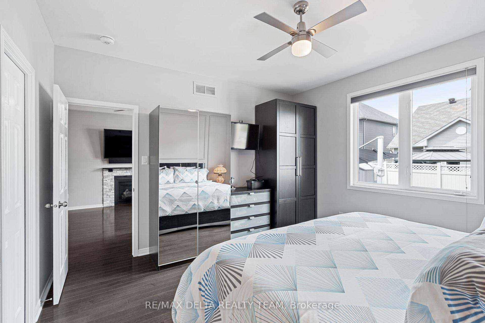 Photo 19 of 304 Bobolink Ridge, Ottawa, Kanata - Emerald Meadows/Trailwest — HOMEH