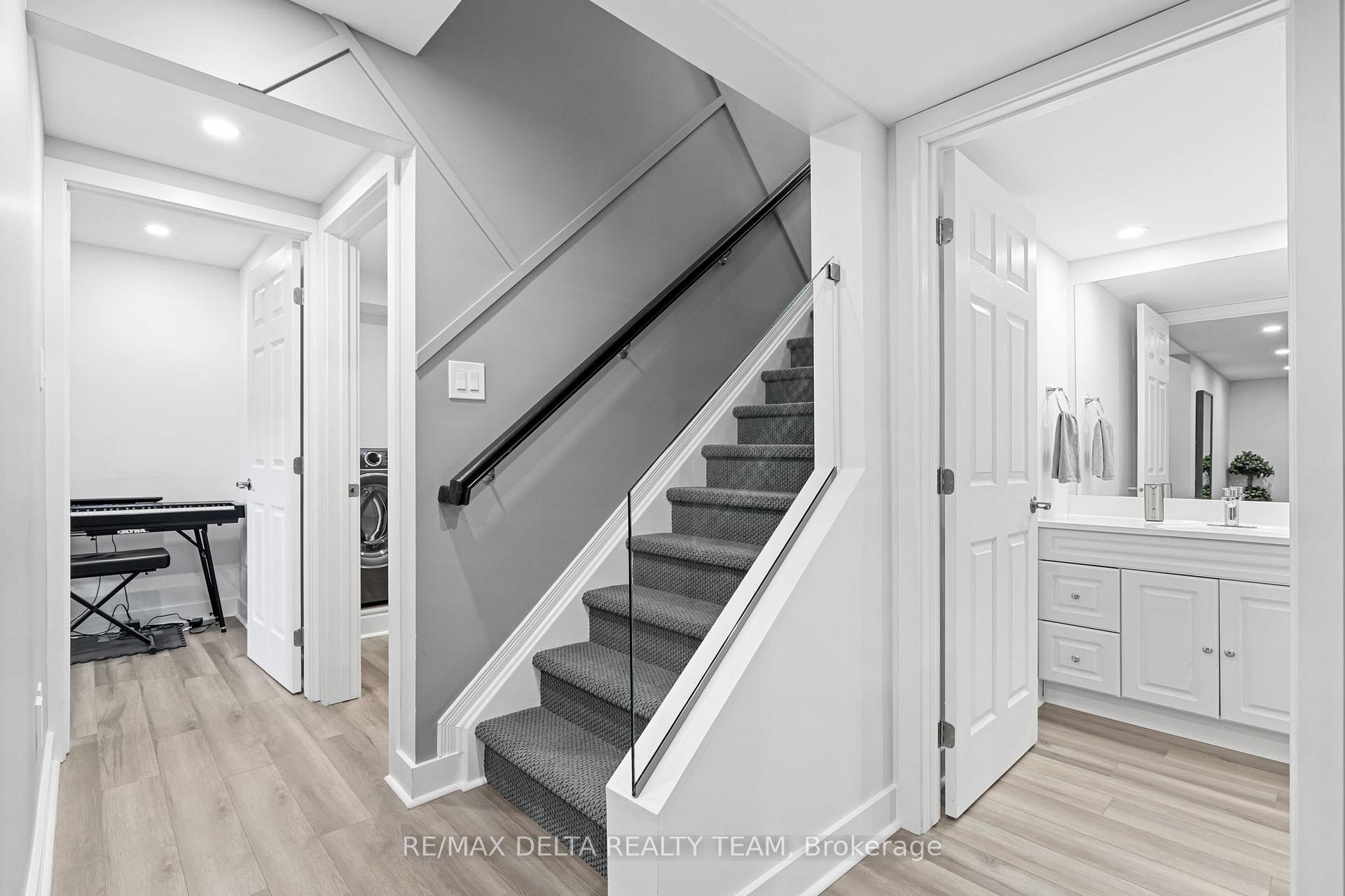 Photo 23 of 304 Bobolink Ridge, Ottawa, Kanata - Emerald Meadows/Trailwest — HOMEH