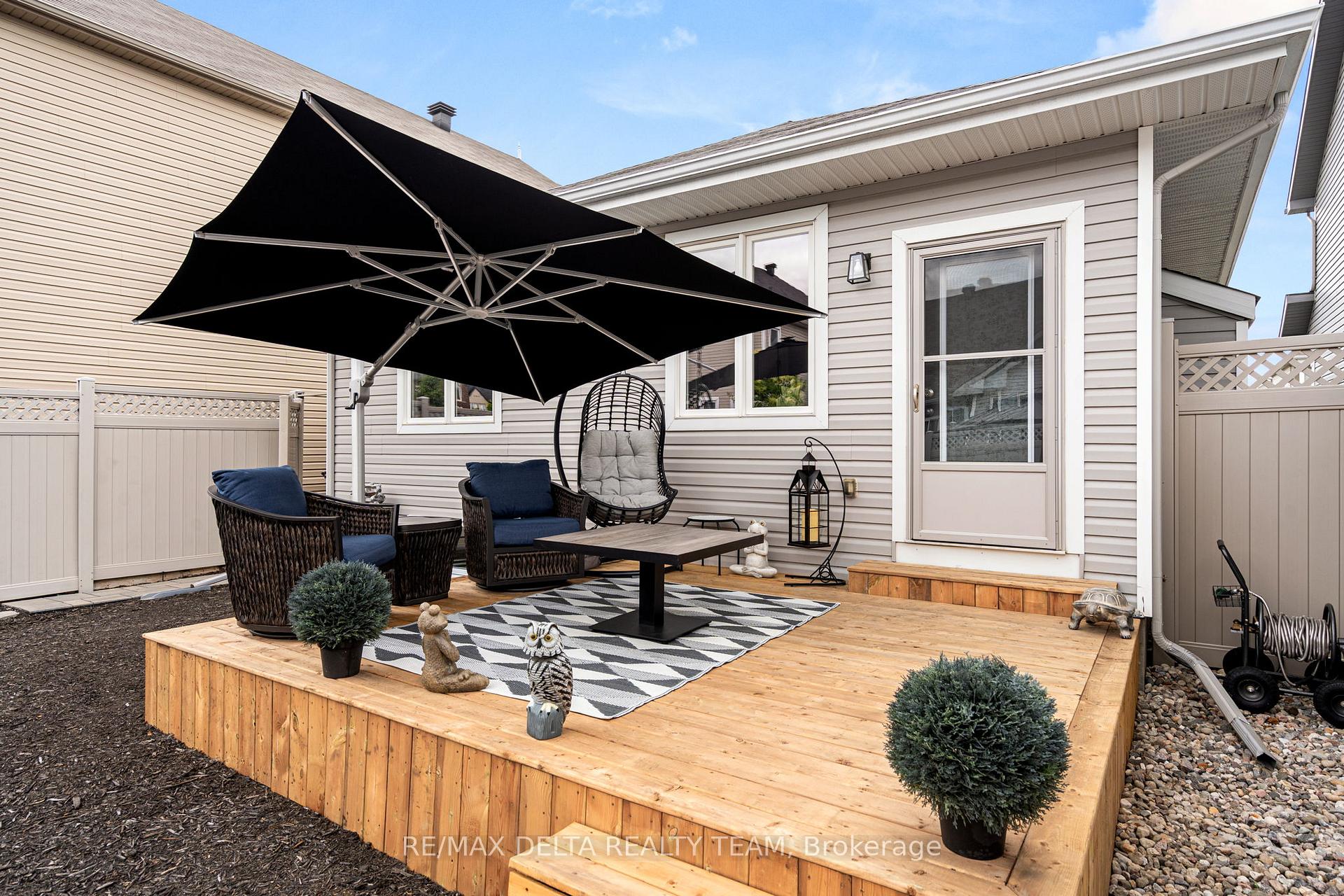 Photo 31 of 304 Bobolink Ridge, Ottawa, Kanata - Emerald Meadows/Trailwest — HOMEH