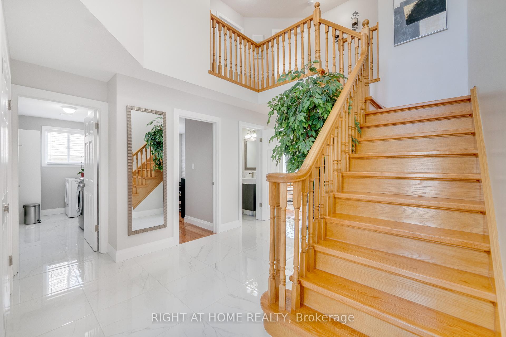 Photo 3 of 23 Breckwood Place, Kitchener — HOMEH