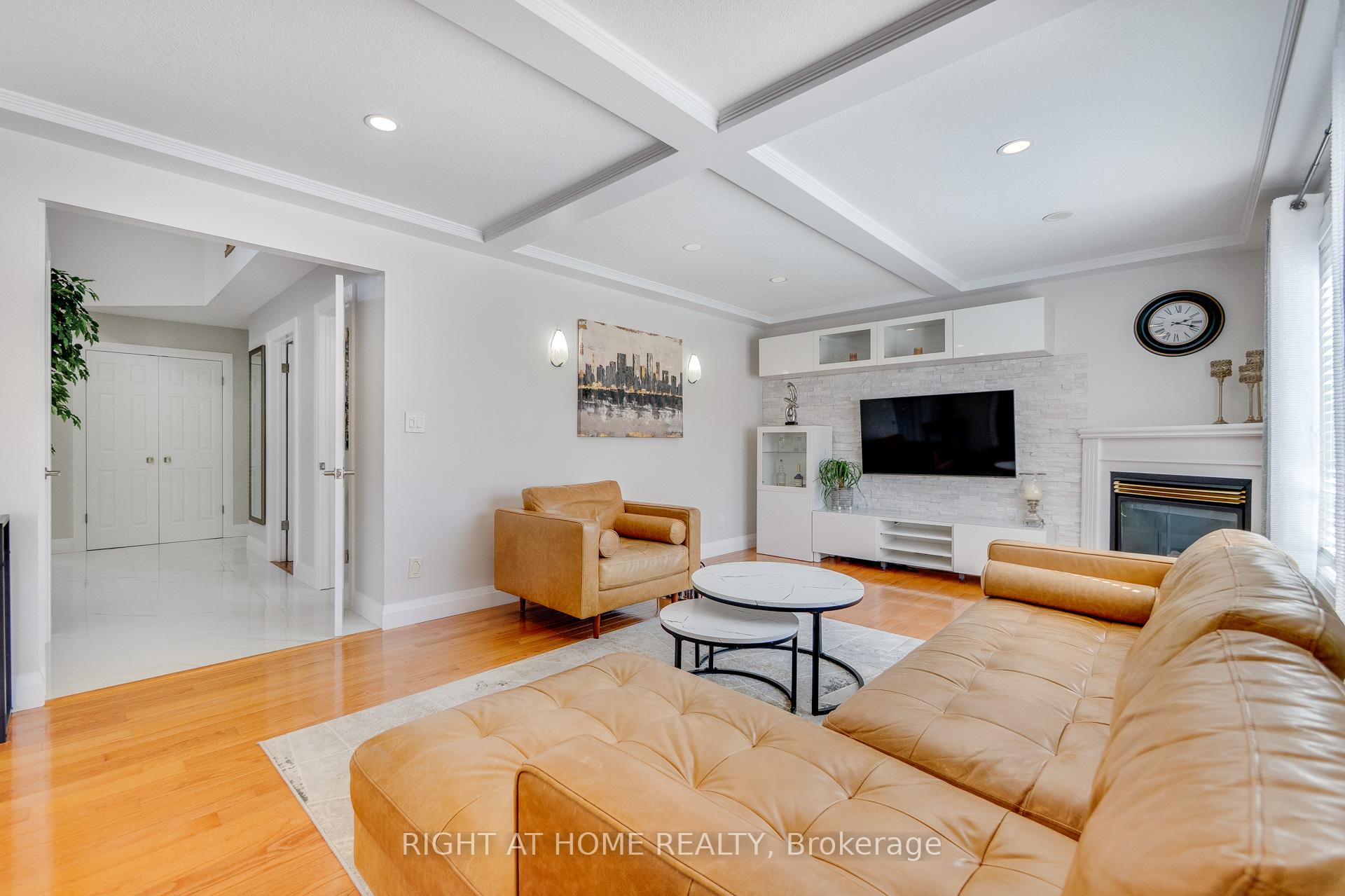 Photo 16 of 23 Breckwood Place, Kitchener — HOMEH