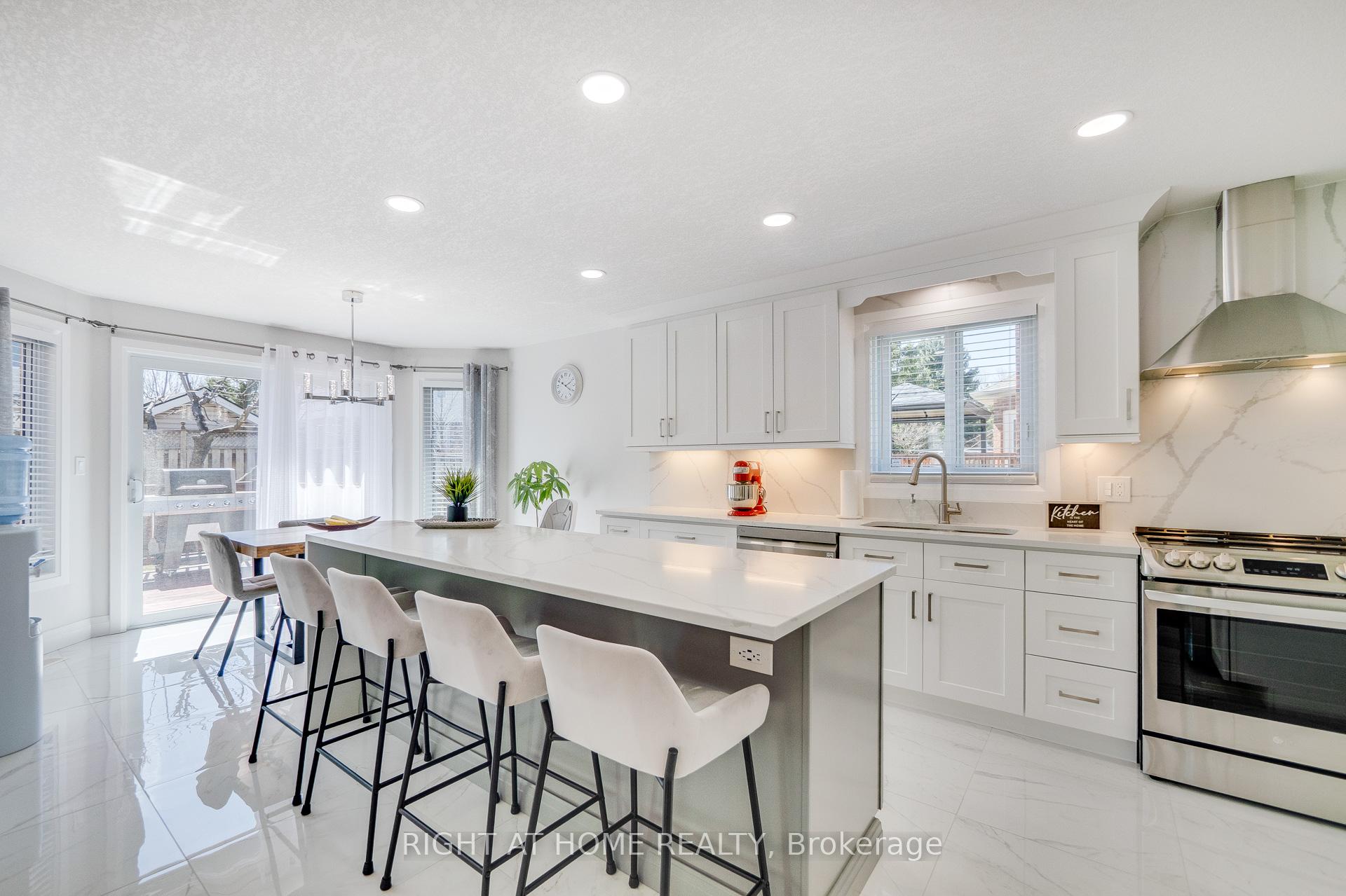 Photo 20 of 23 Breckwood Place, Kitchener — HOMEH