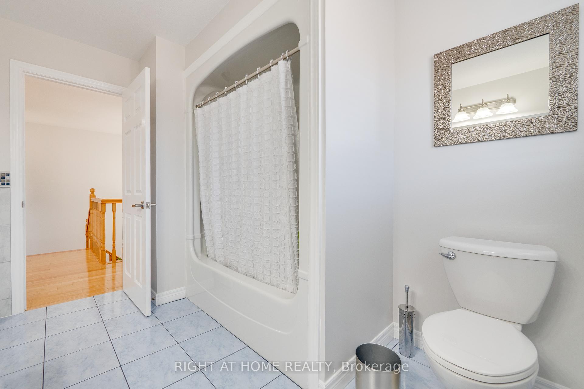 Photo 35 of 23 Breckwood Place, Kitchener — HOMEH