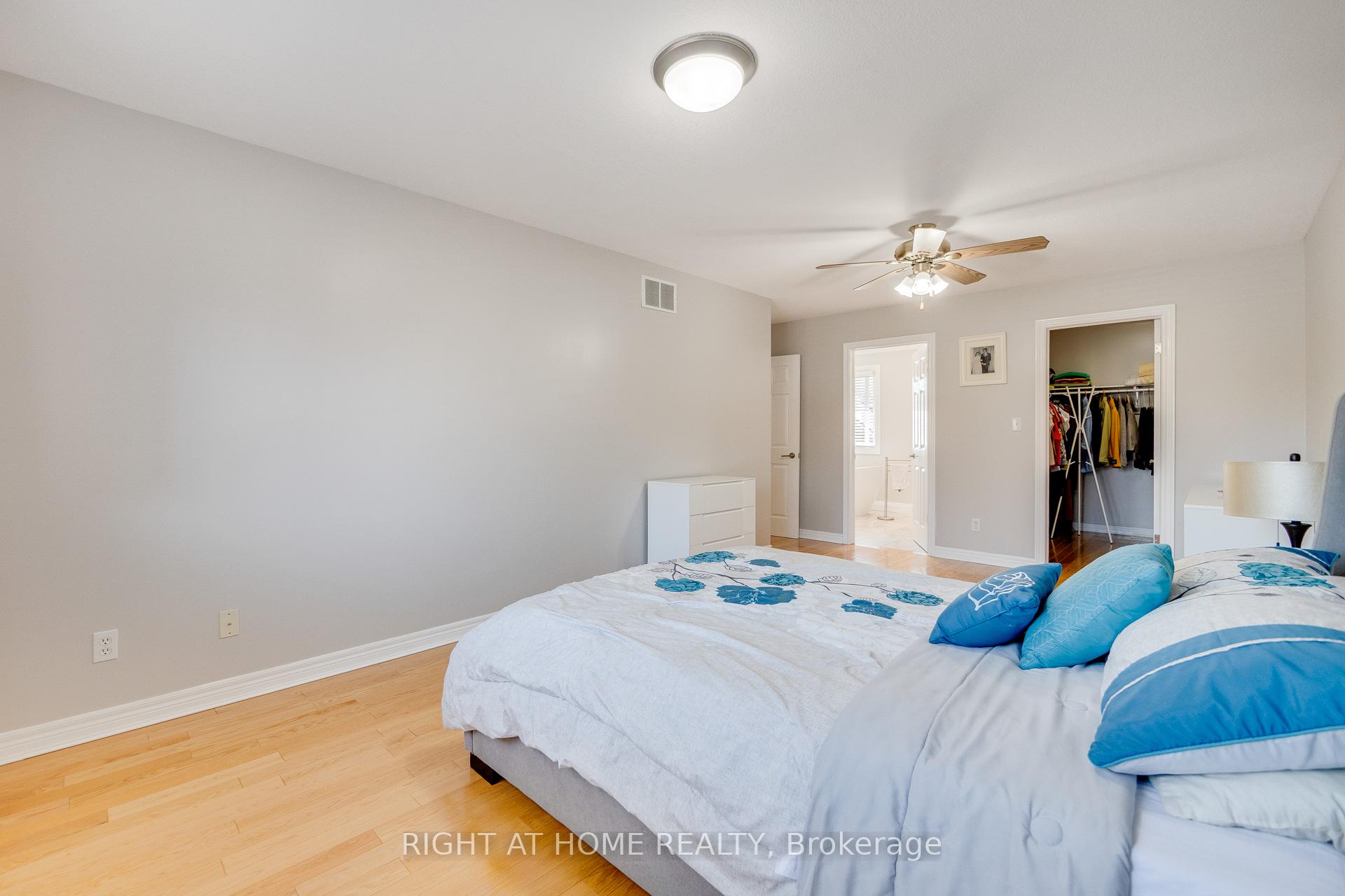 Photo 37 of 23 Breckwood Place, Kitchener — HOMEH