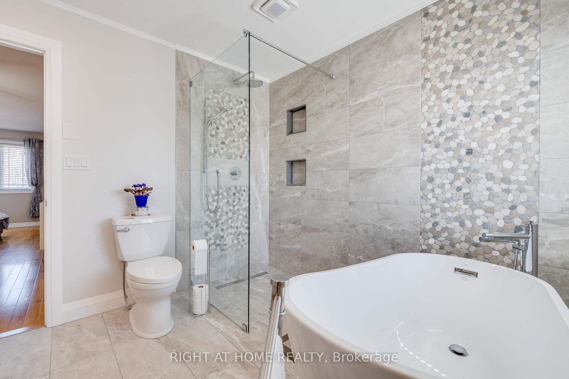 Photo 40 of 23 Breckwood Place, Kitchener — HOMEH