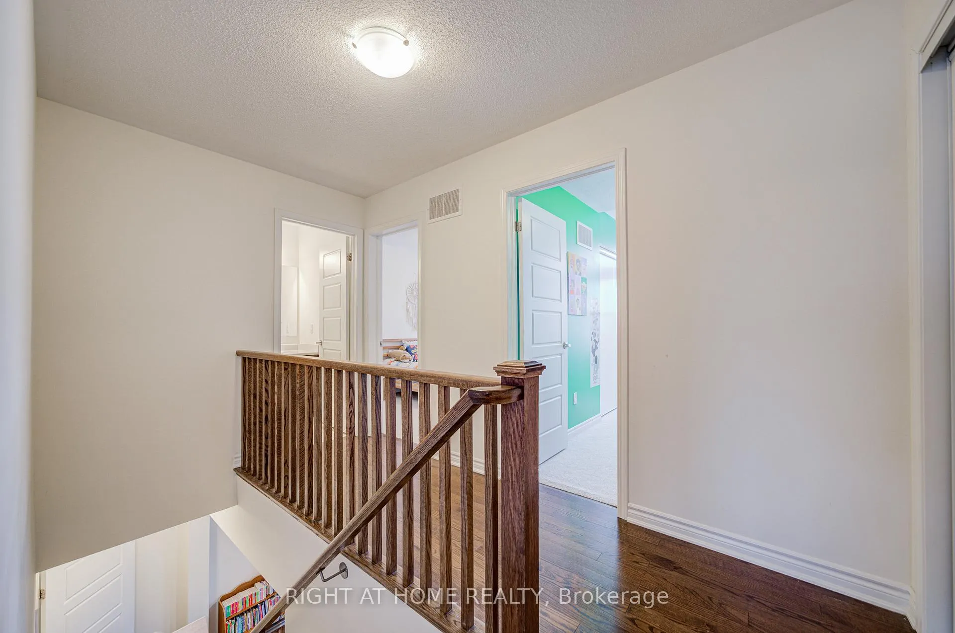 Photo 20 of Unit 162, 1000 Asleton Boulevard, Milton, Willmott — HOMEH