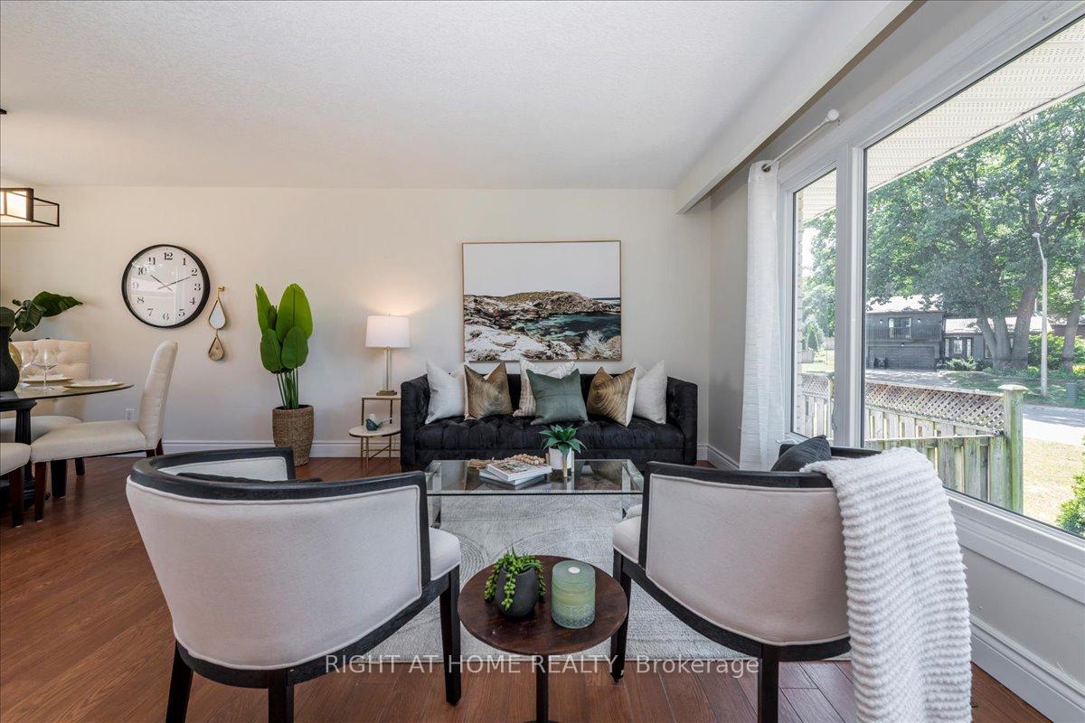 Photo 7 of 1050 Glen Mhor Crescent, Midland — HOMEH