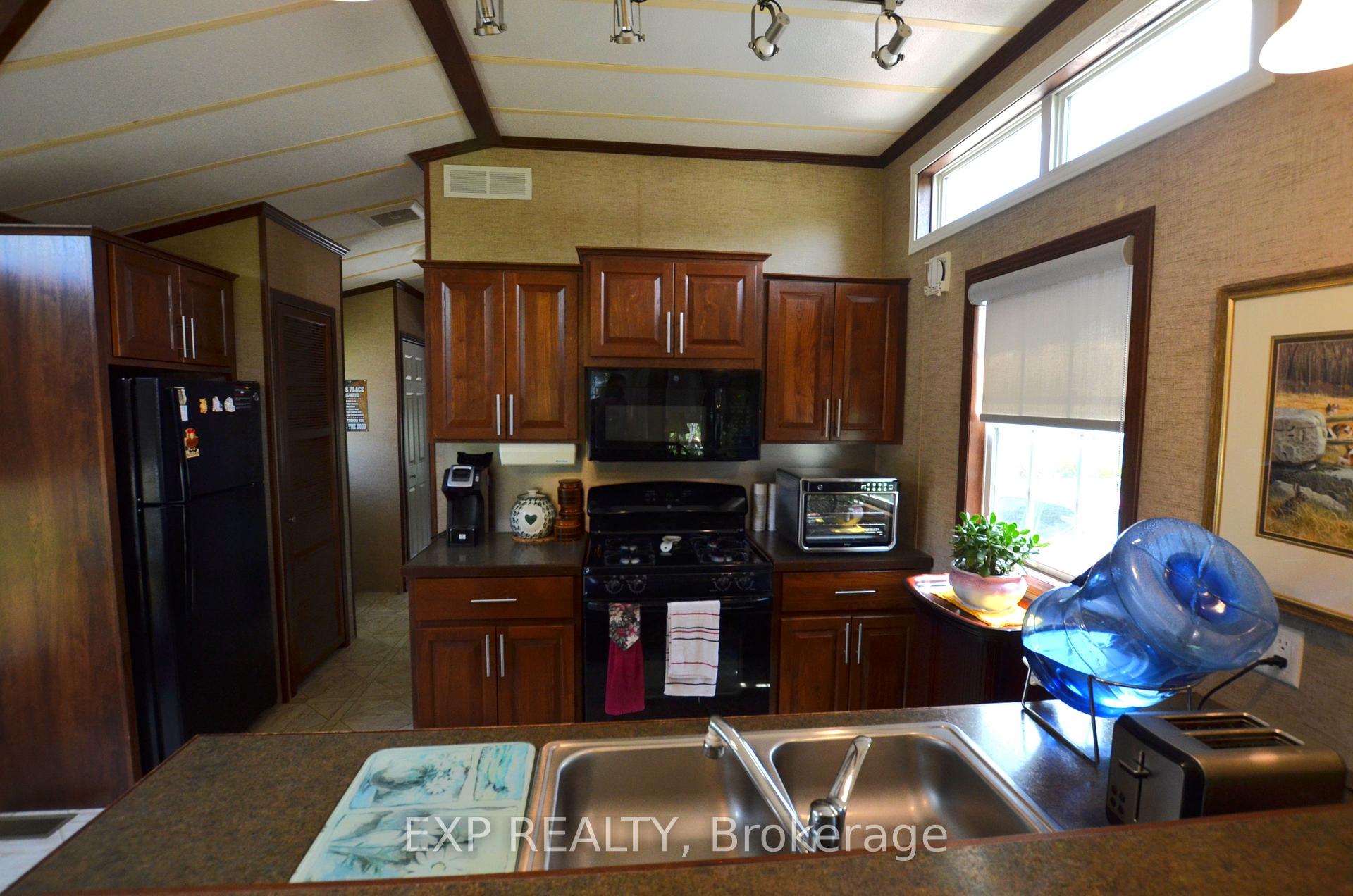 Photo 13 of Unit 46, 22790 Amiens Road, Middlesex Centre, Rural Middlesex Centre — HOMEH
