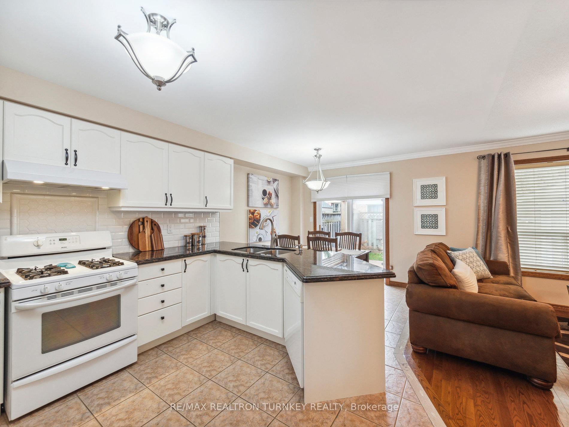 Photo 8 of 1190 Andrade Lane, Innisfil, Alcona — HOMEH