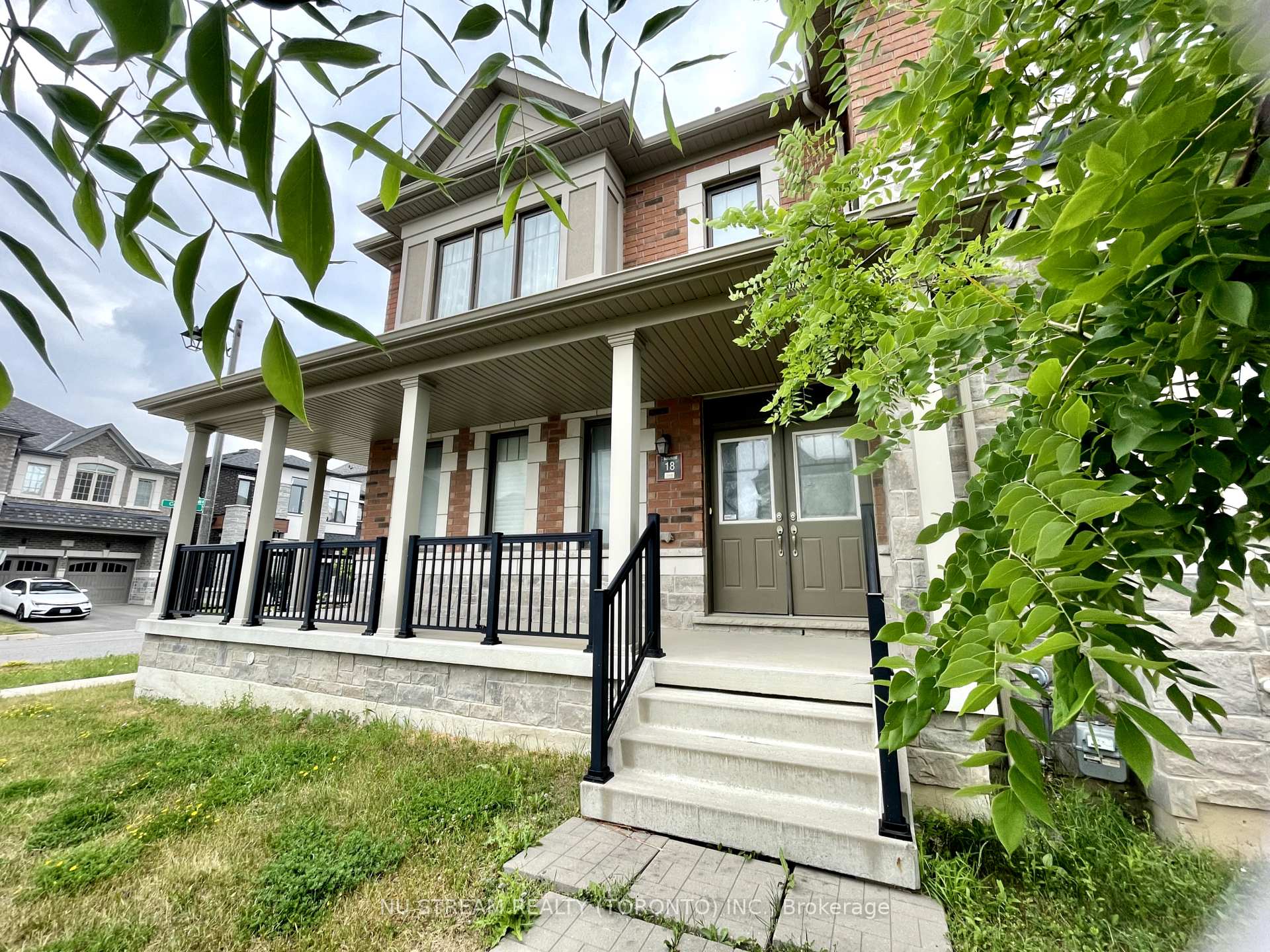 Photo 2 of 1 Collier Crescent, Markham, Wismer — HOMEH