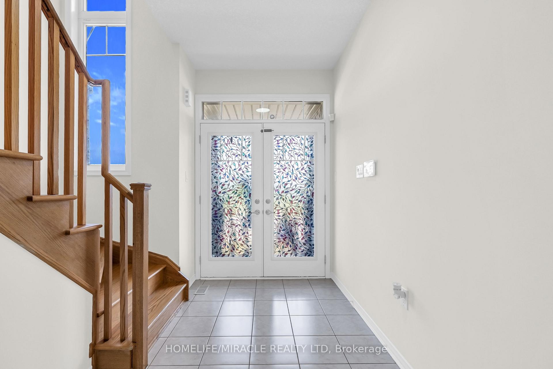 Photo 5 of 23 Royal Coachman Way, Hamilton, Stoney Creek — HOMEH