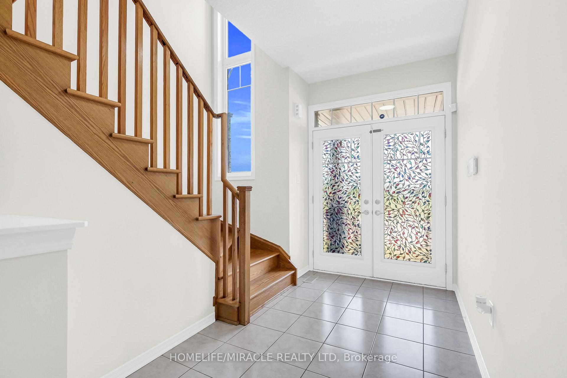 Photo 6 of 23 Royal Coachman Way, Hamilton, Stoney Creek — HOMEH