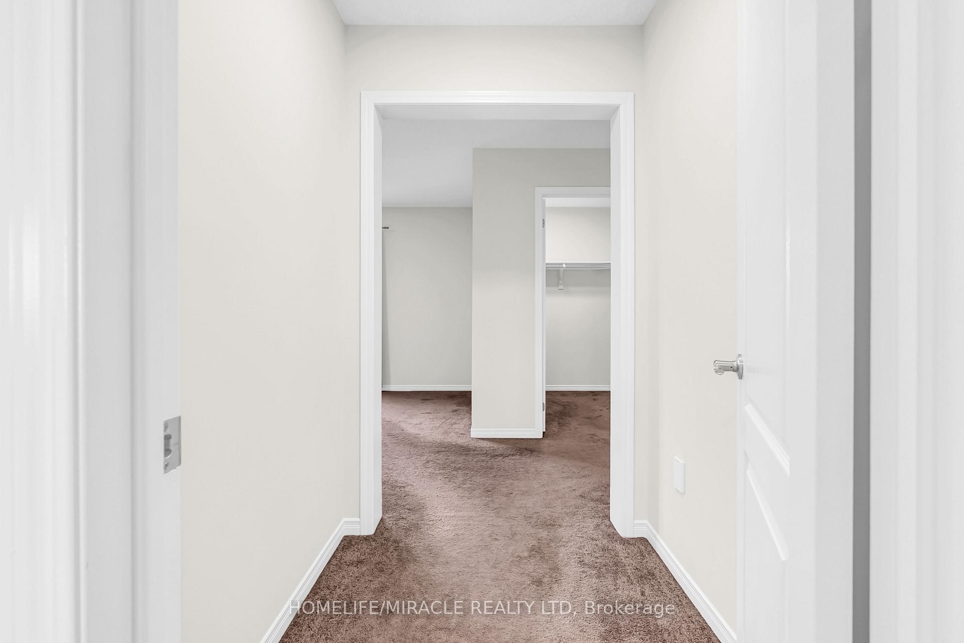 Photo 17 of 23 Royal Coachman Way, Hamilton, Stoney Creek — HOMEH