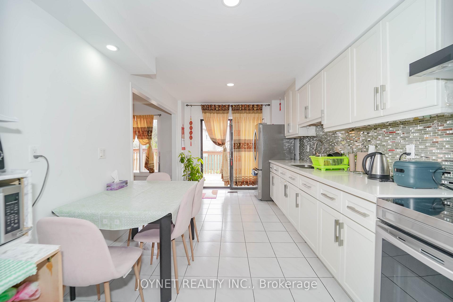 Photo 6 of 7 Jaffray Road, Markham, Milliken Mills East — HOMEH