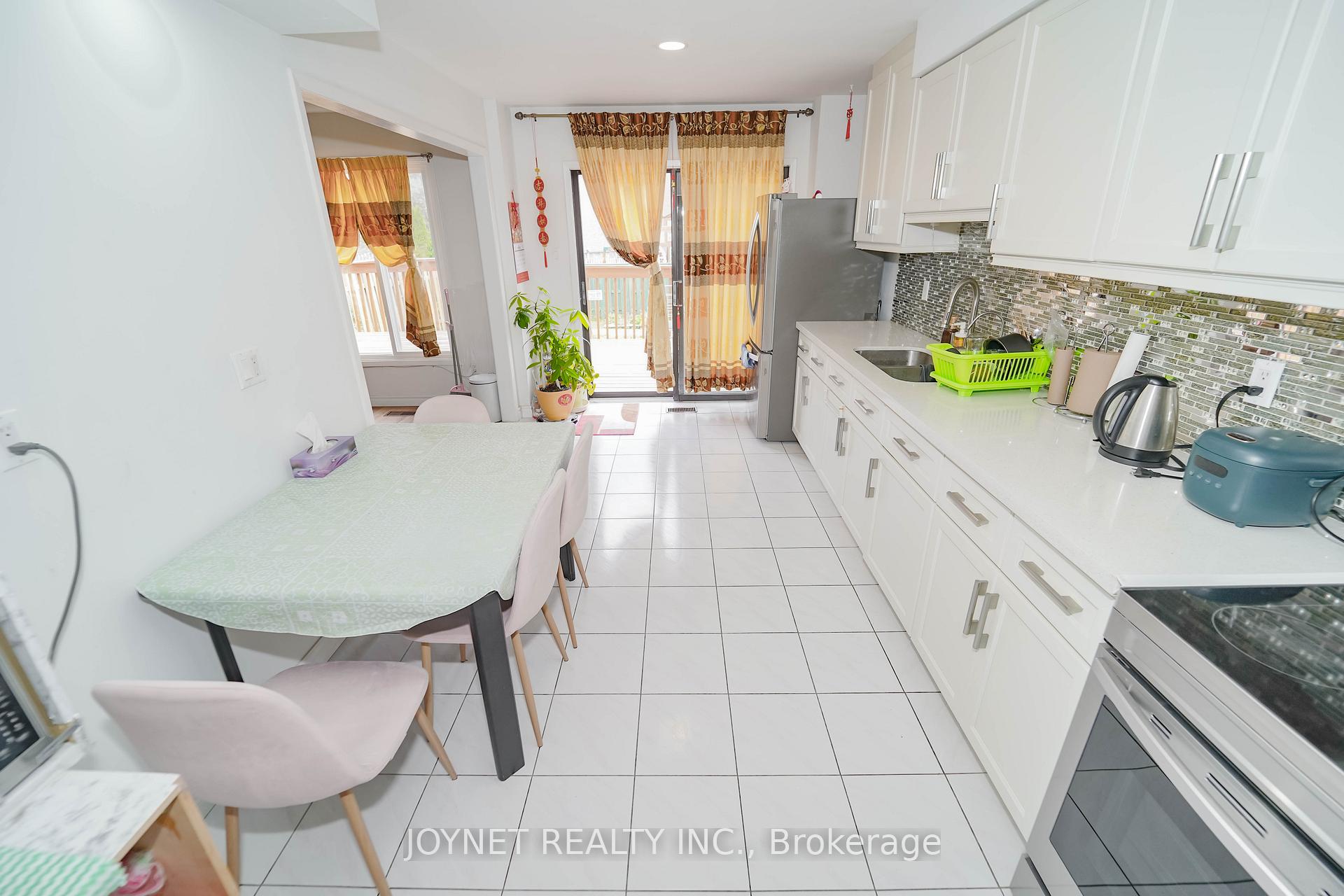 Photo 10 of 7 Jaffray Road, Markham, Milliken Mills East — HOMEH