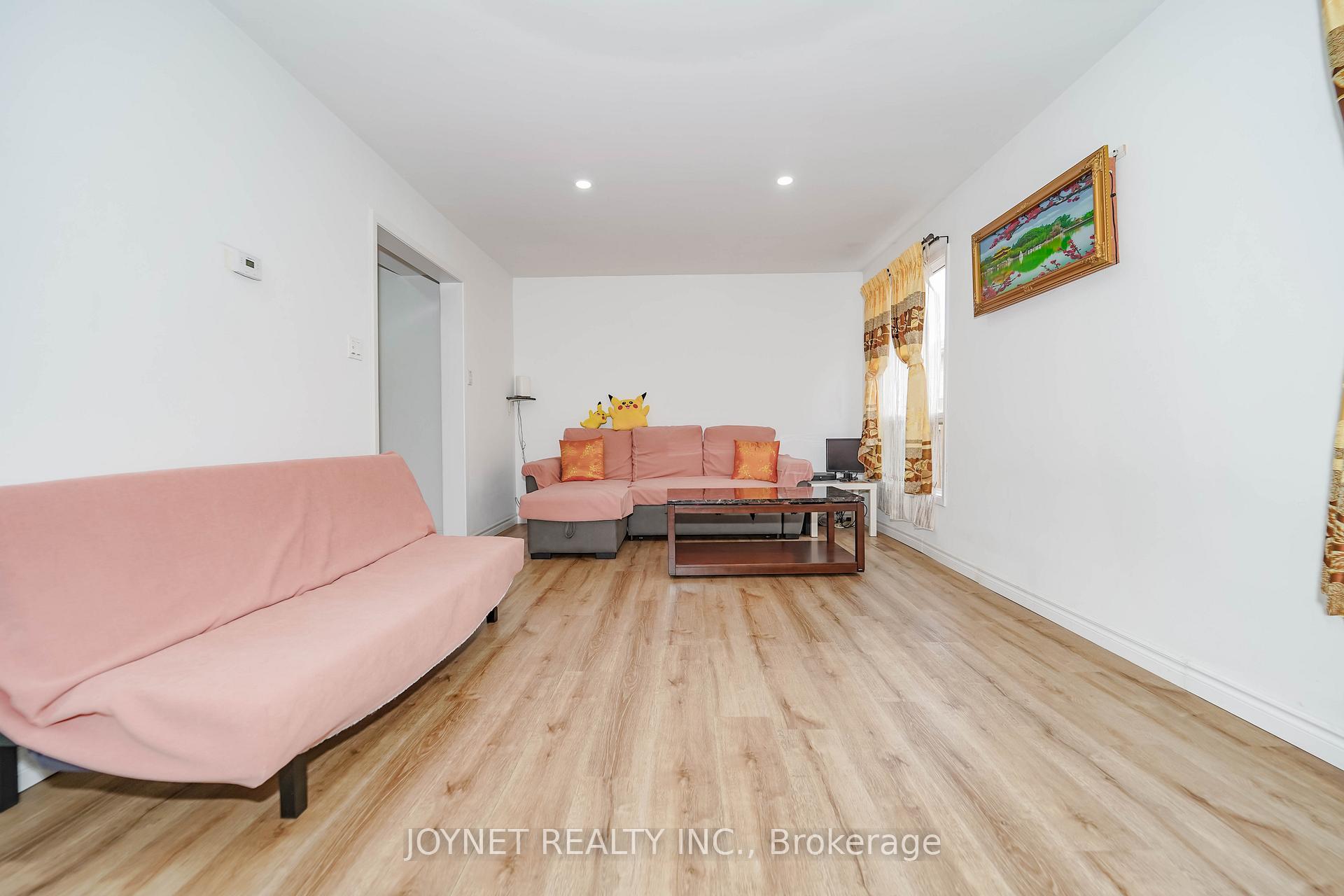 Photo 11 of 7 Jaffray Road, Markham, Milliken Mills East — HOMEH