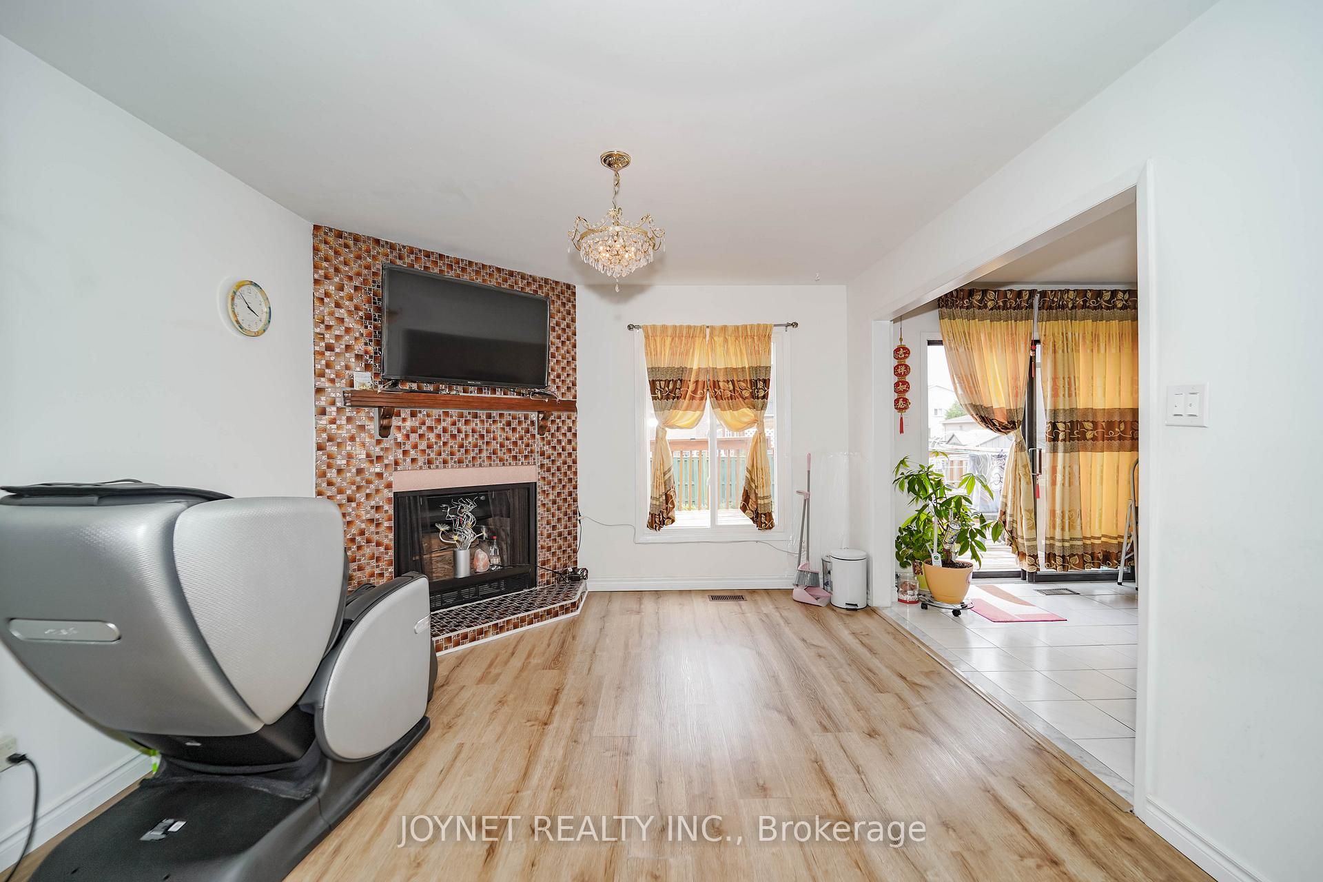 Photo 16 of 7 Jaffray Road, Markham, Milliken Mills East — HOMEH