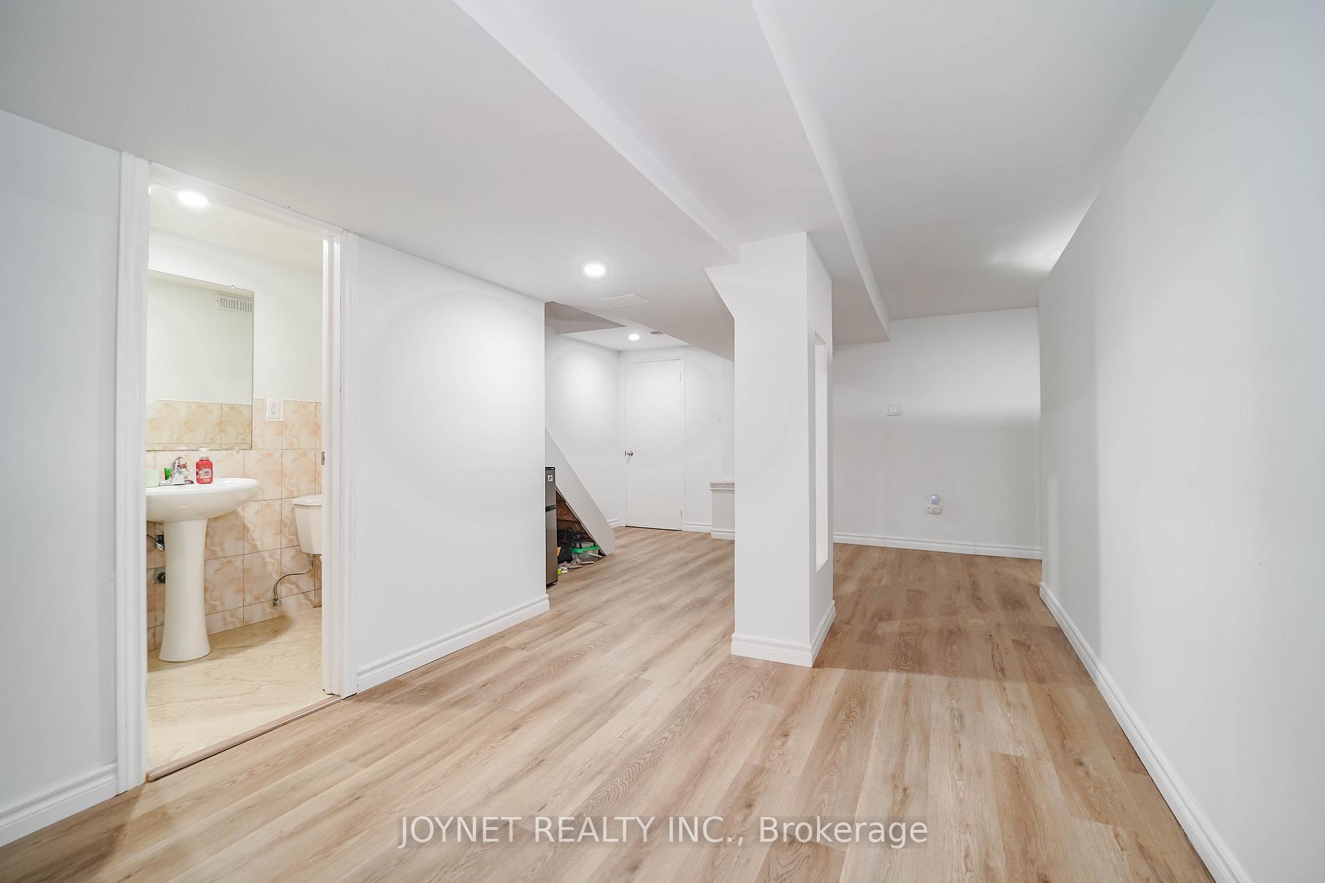 Photo 36 of 7 Jaffray Road, Markham, Milliken Mills East — HOMEH