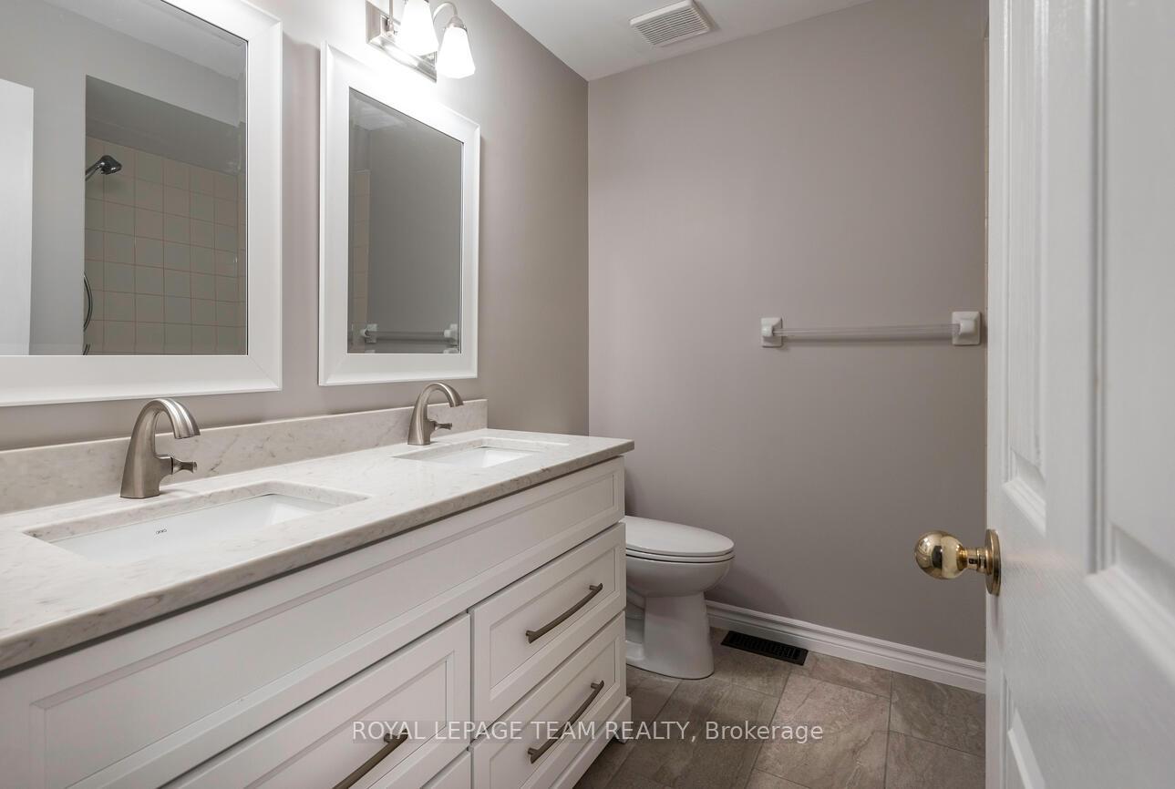 Photo 15 of 13 Grassy Plains Drive, Ottawa, Kanata - Emerald Meadows/Trailwest — HOMEH