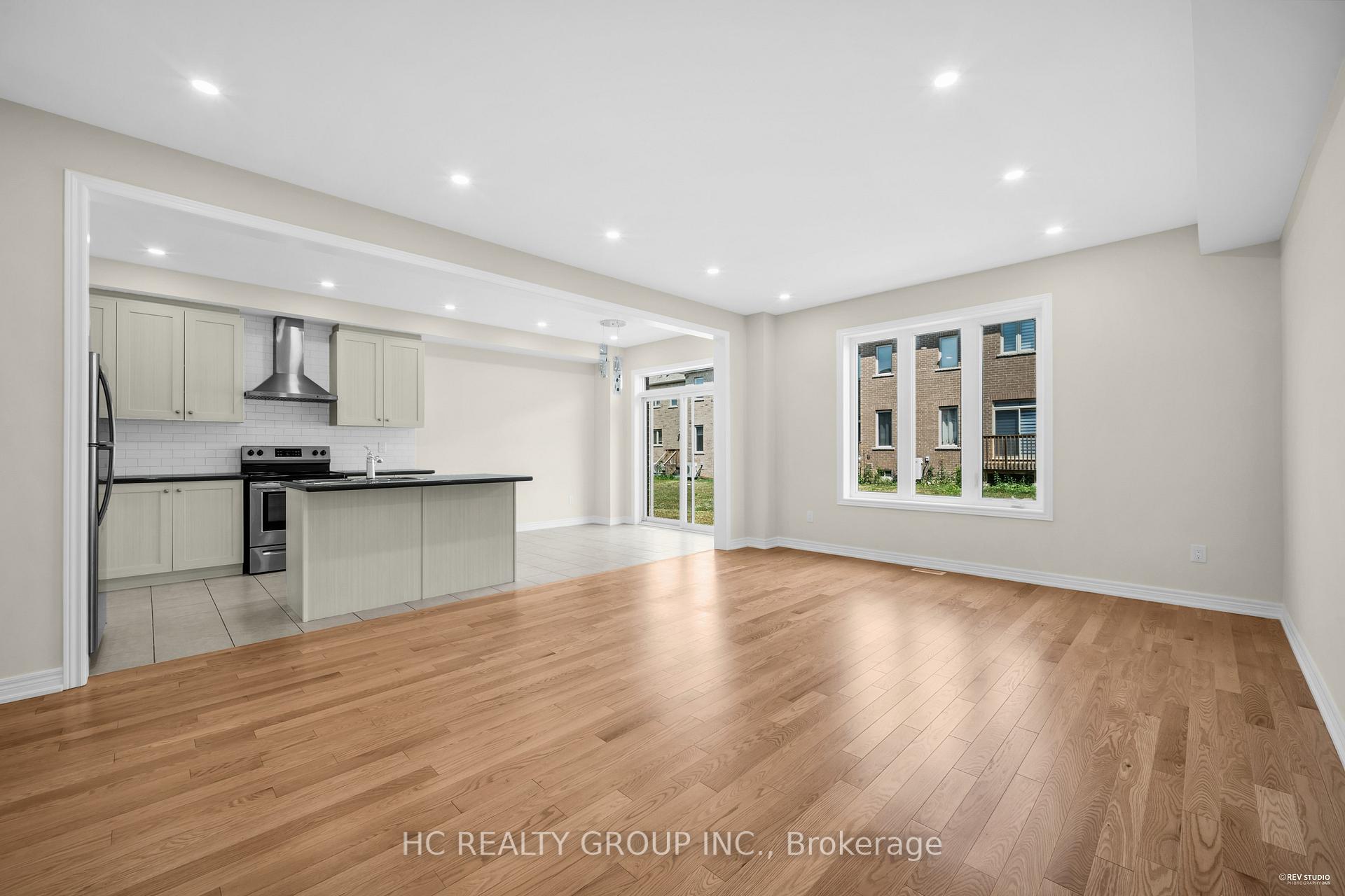 Photo 12 of 28 Luzon Avenue, Markham, Box Grove — HOMEH