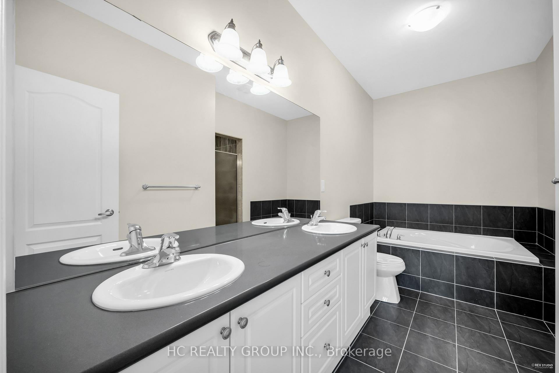 Photo 23 of 28 Luzon Avenue, Markham, Box Grove — HOMEH