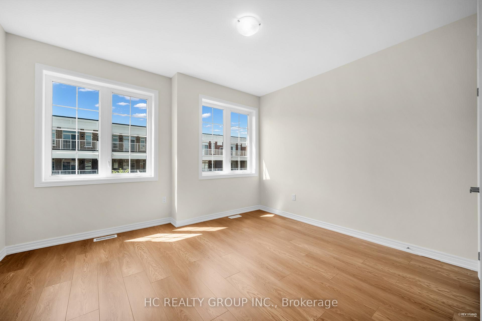 Photo 29 of 28 Luzon Avenue, Markham, Box Grove — HOMEH