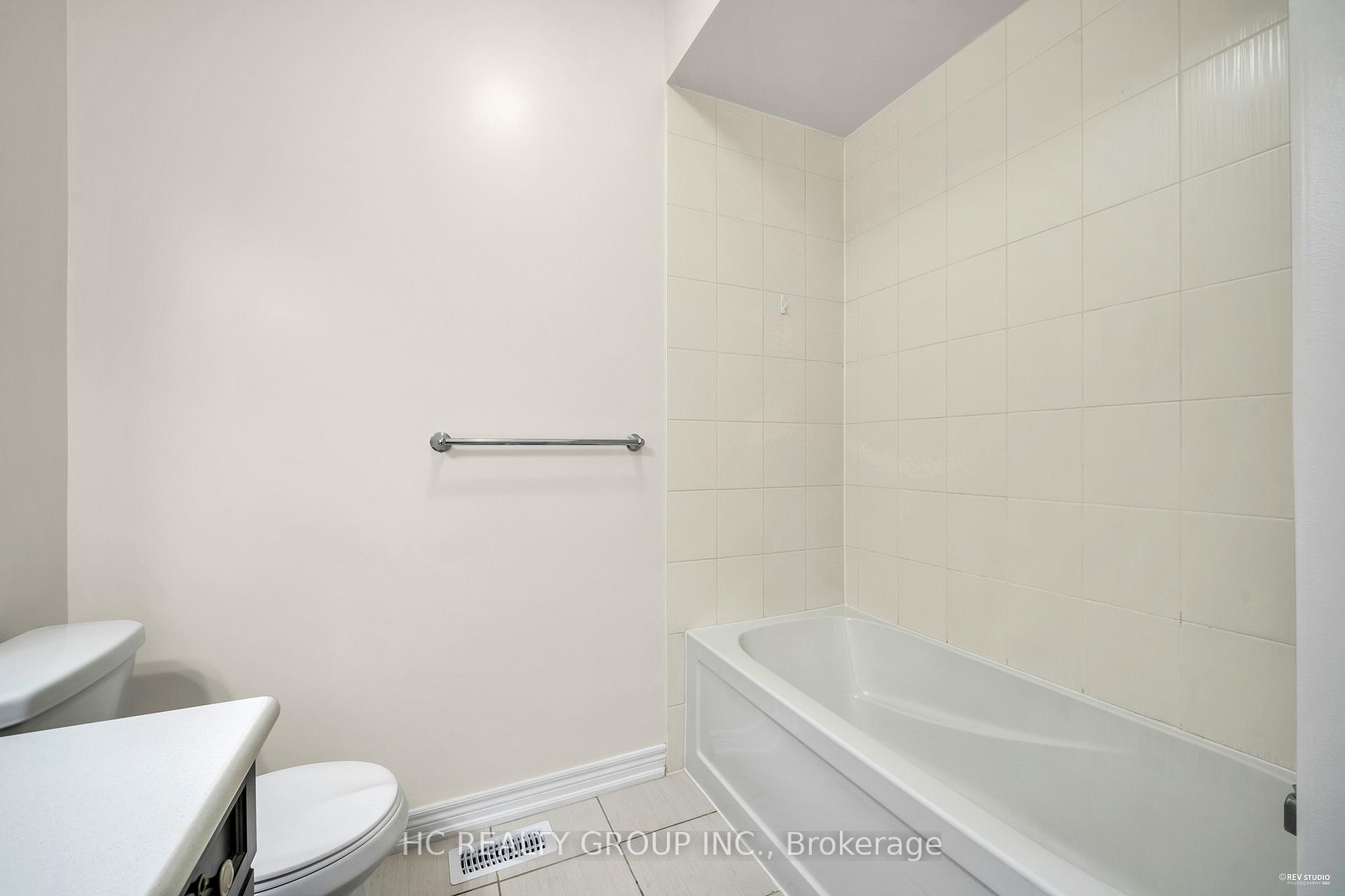 Photo 35 of 28 Luzon Avenue, Markham, Box Grove — HOMEH