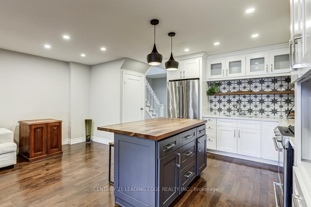 Photo 12 of 89 Reginald Crescent, Markham, Markham Village — HOMEH