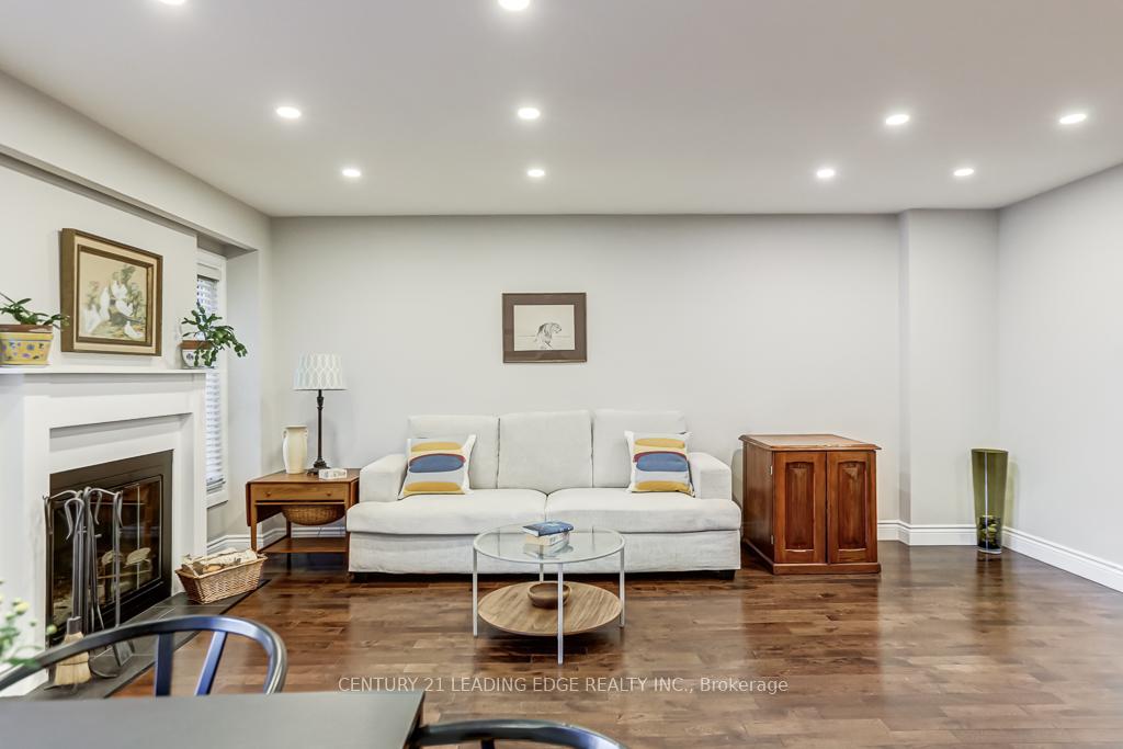 Photo 14 of 89 Reginald Crescent, Markham, Markham Village — HOMEH