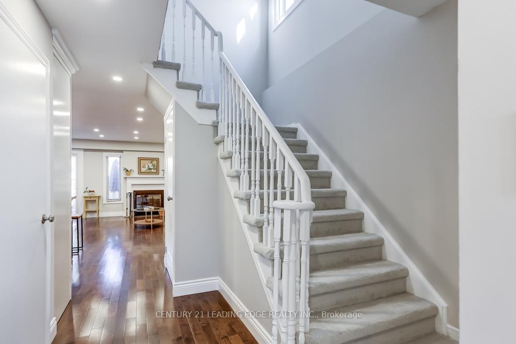 Photo 21 of 89 Reginald Crescent, Markham, Markham Village — HOMEH
