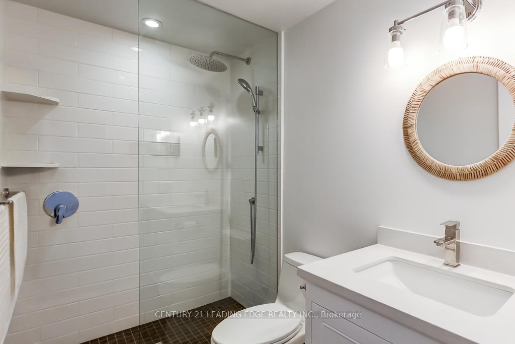 Photo 24 of 89 Reginald Crescent, Markham, Markham Village — HOMEH