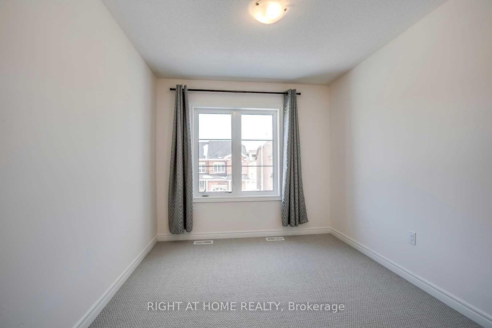 Photo 7 of 20 Talence Drive, Hamilton, Stoney Creek Mountain — HOMEH