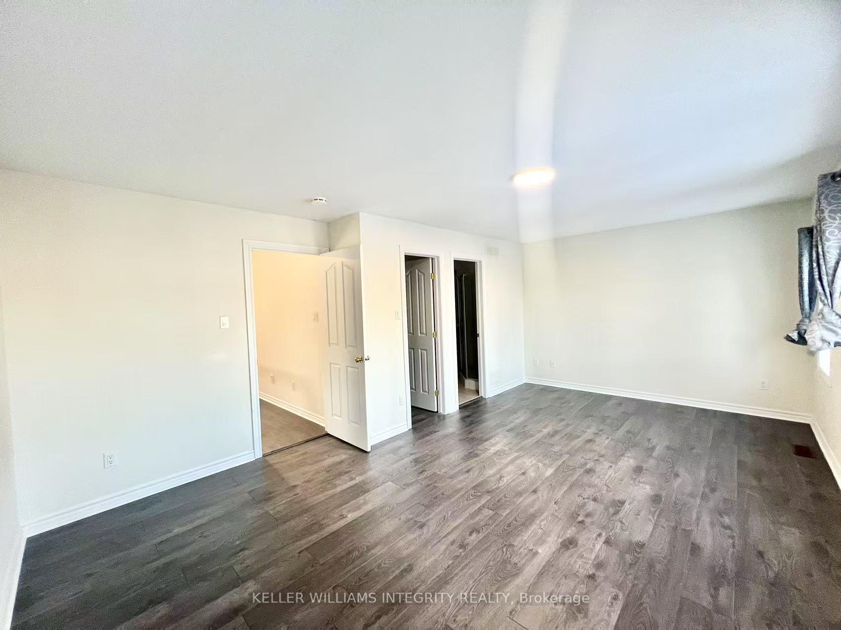 Photo 17 of 20 Saddlesmith Circle, Ottawa, Kanata - Emerald Meadows/Trailwest — HOMEH
