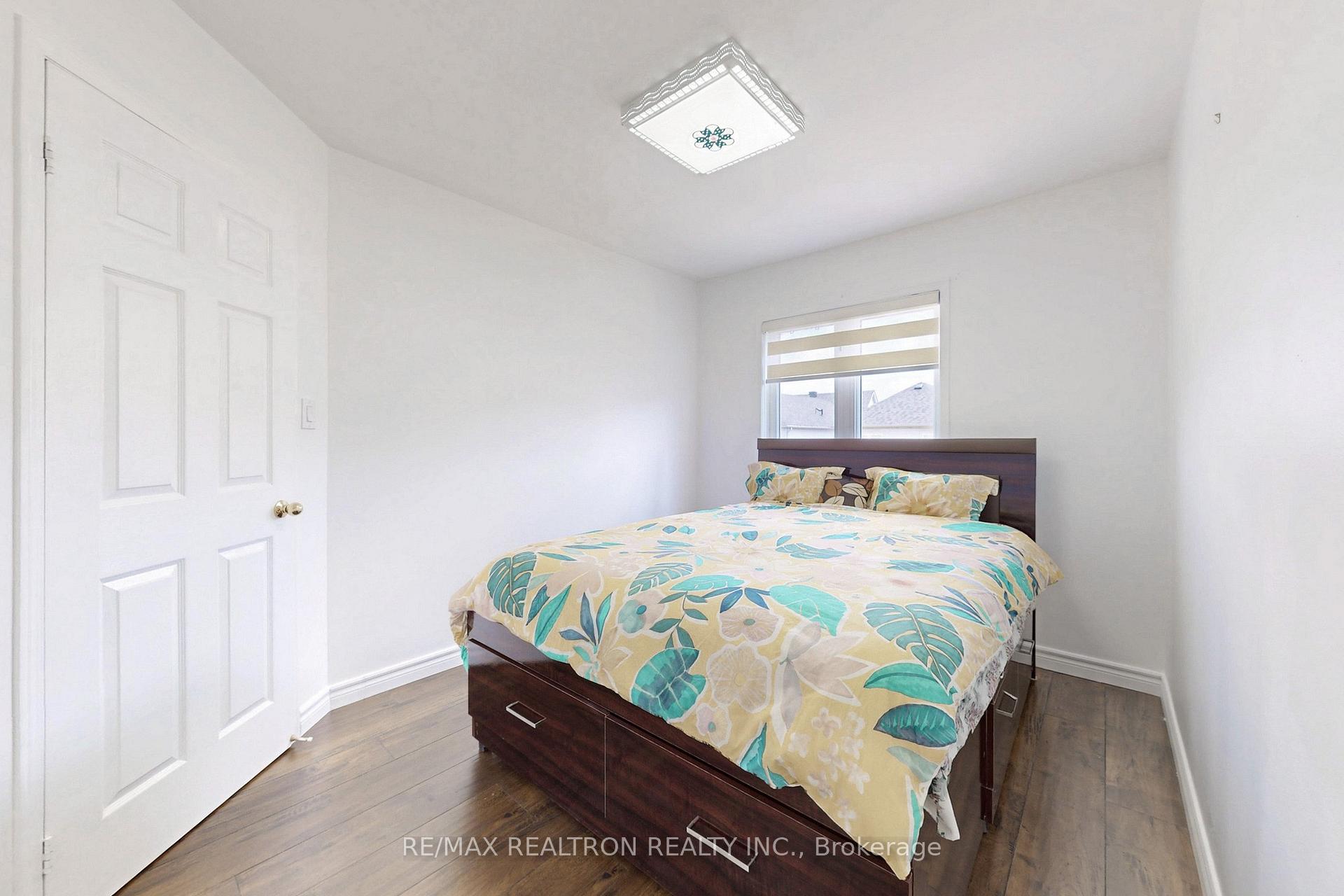 Photo 31 of 87 Billingsley Crescent, Markham, Cedarwood — HOMEH