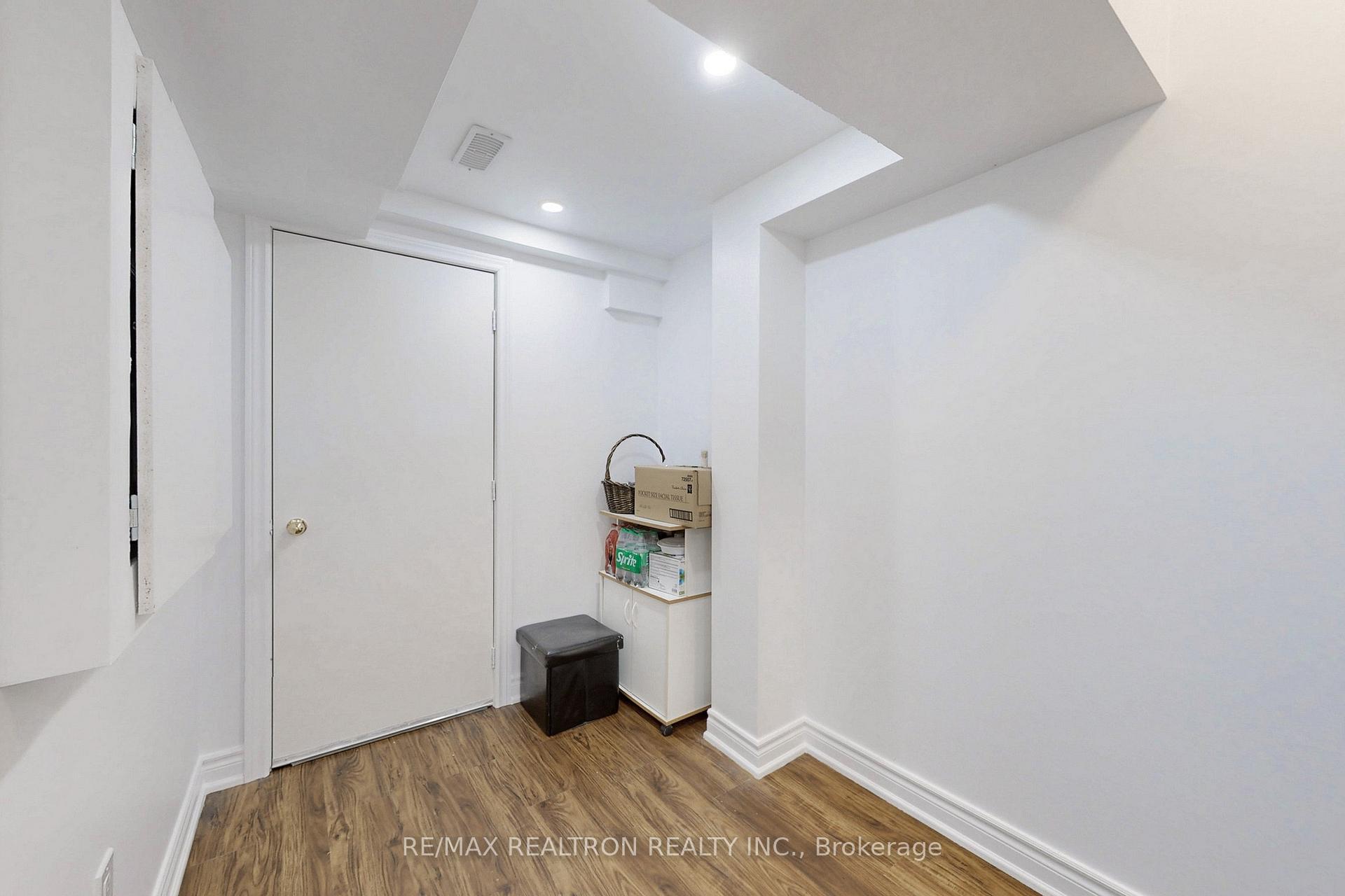 Photo 45 of 87 Billingsley Crescent, Markham, Cedarwood — HOMEH