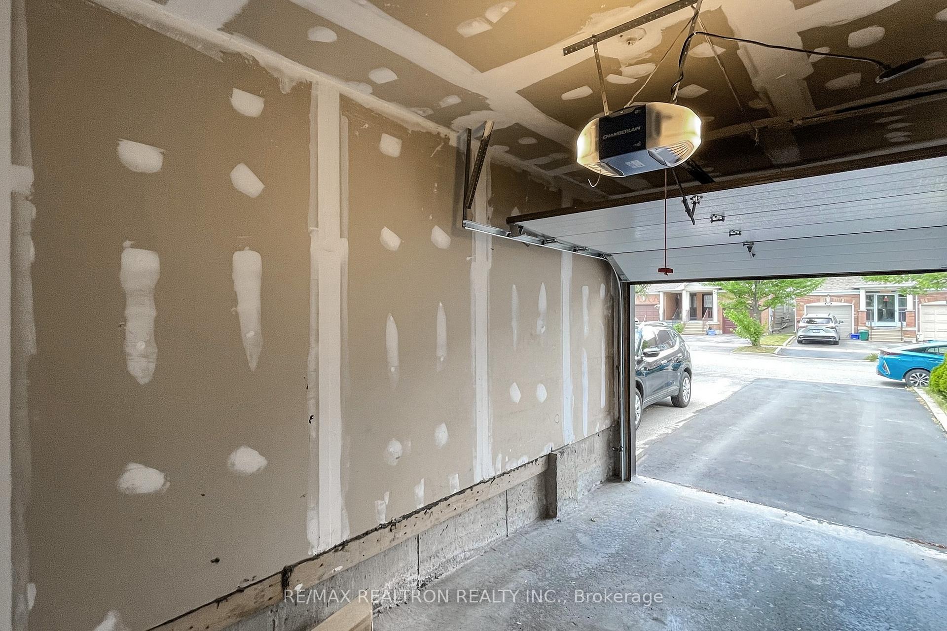 Photo 46 of 87 Billingsley Crescent, Markham, Cedarwood — HOMEH