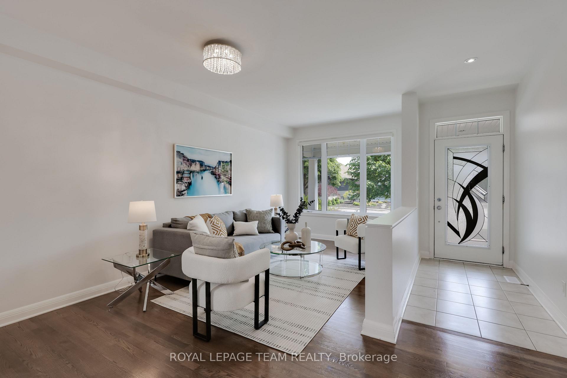 Photo 4 of 193 Grainstone Way, Ottawa, Kanata - Kanata Lakes/Heritage Hills — HOMEH