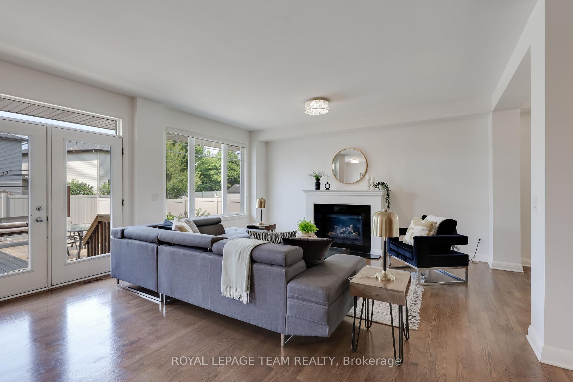 Photo 9 of 193 Grainstone Way, Ottawa, Kanata - Kanata Lakes/Heritage Hills — HOMEH