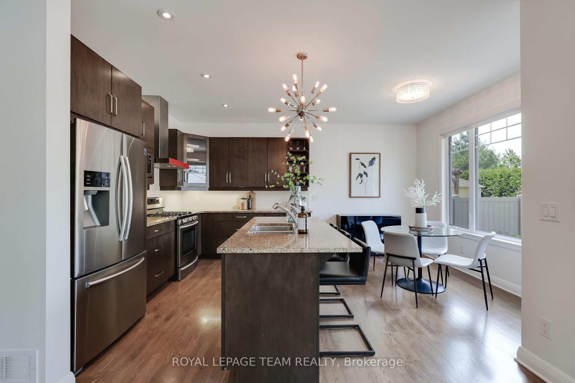 Photo 11 of 193 Grainstone Way, Ottawa, Kanata - Kanata Lakes/Heritage Hills — HOMEH