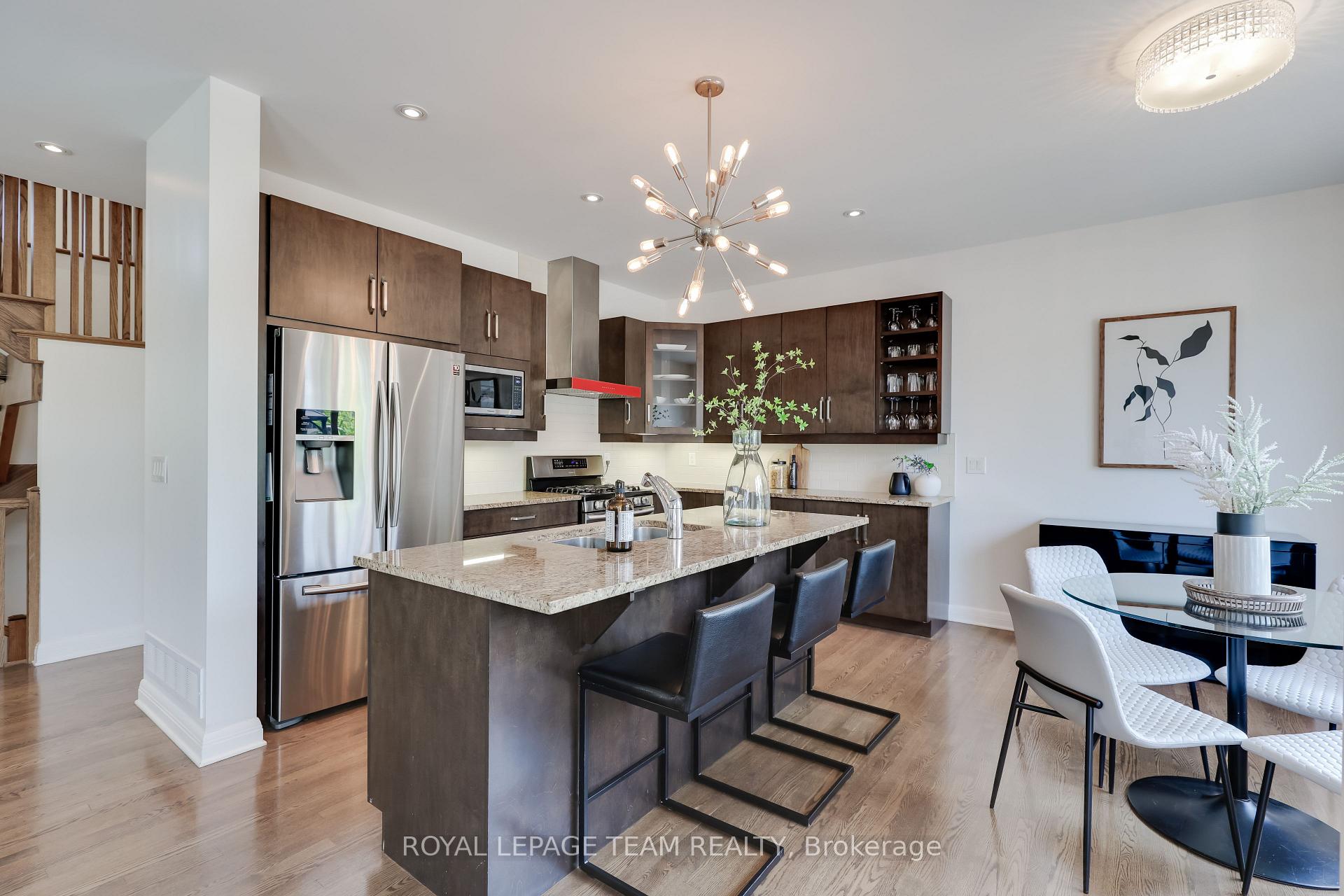 Photo 12 of 193 Grainstone Way, Ottawa, Kanata - Kanata Lakes/Heritage Hills — HOMEH
