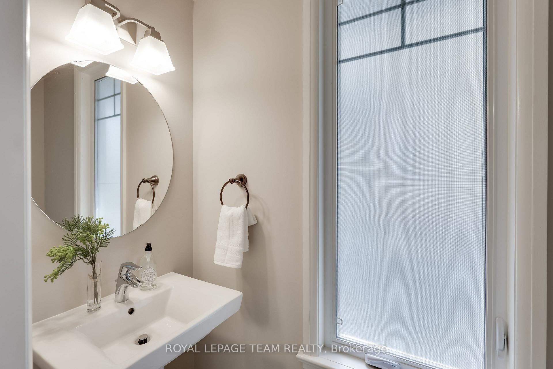 Photo 19 of 193 Grainstone Way, Ottawa, Kanata - Kanata Lakes/Heritage Hills — HOMEH