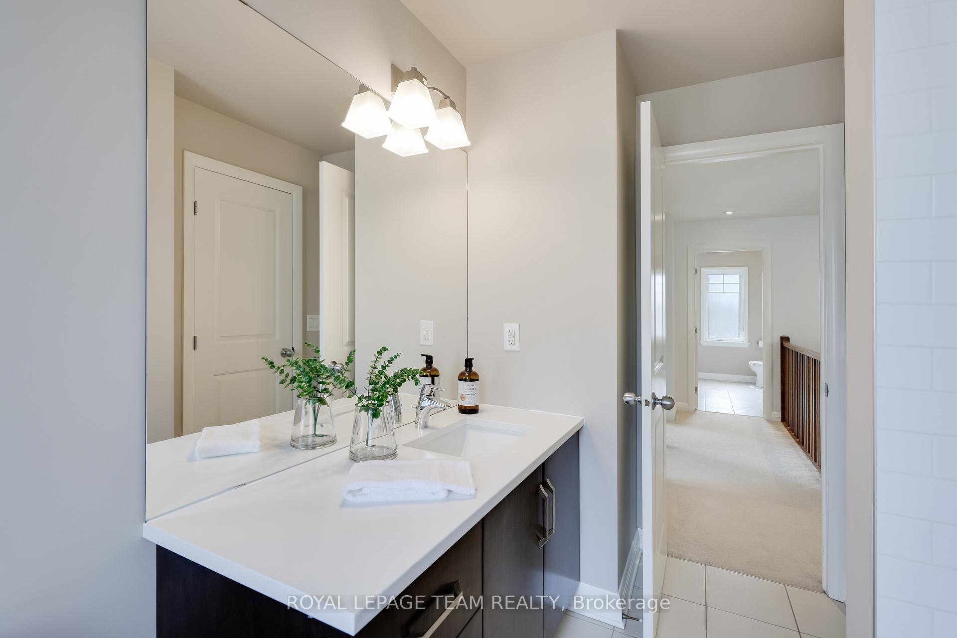 Photo 38 of 193 Grainstone Way, Ottawa, Kanata - Kanata Lakes/Heritage Hills — HOMEH