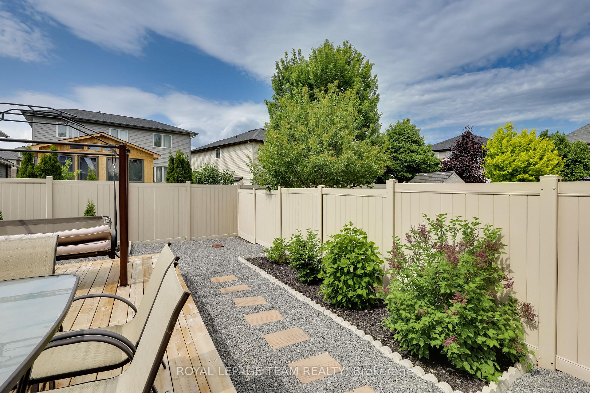 Photo 48 of 193 Grainstone Way, Ottawa, Kanata - Kanata Lakes/Heritage Hills — HOMEH