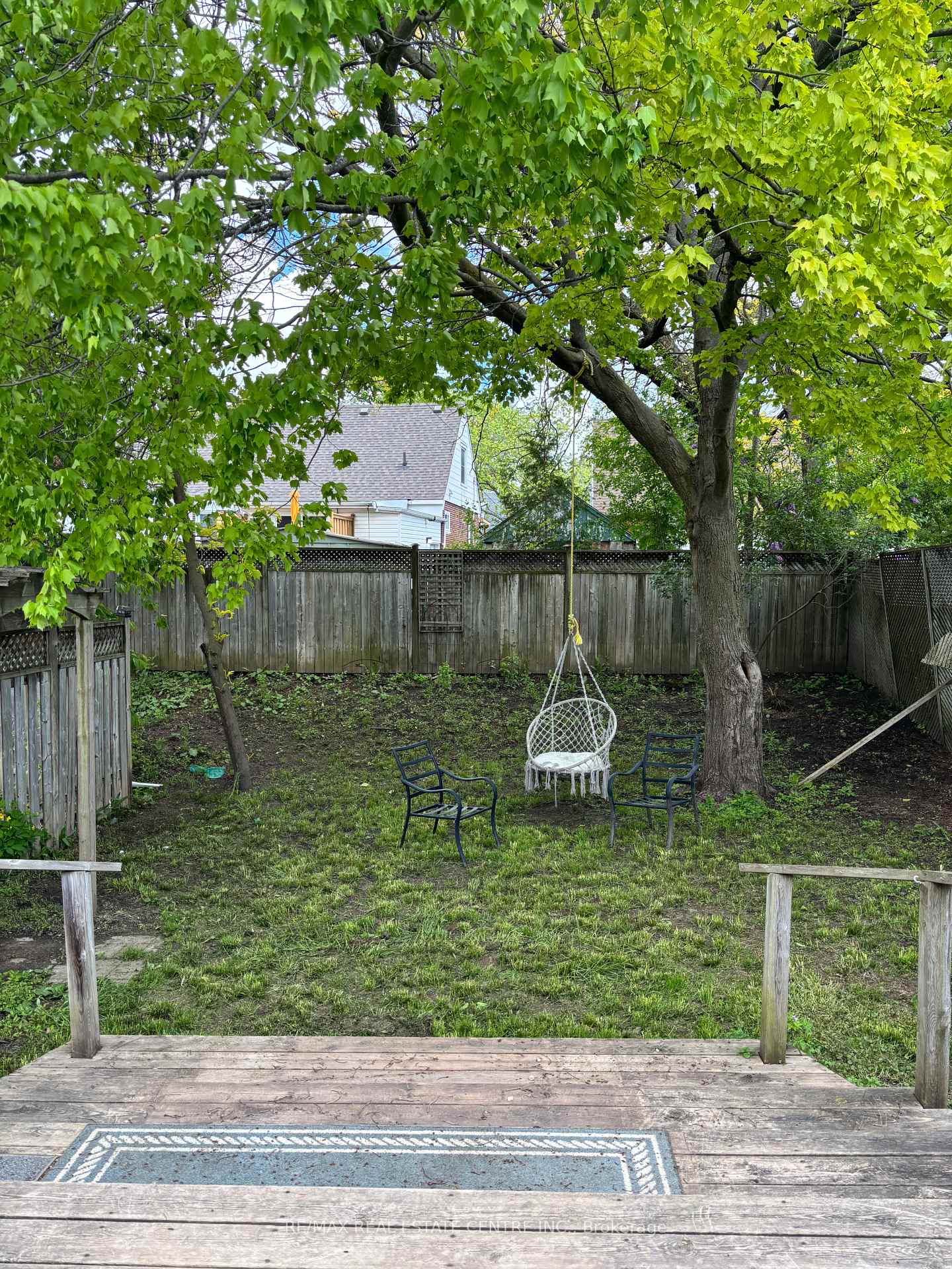 Photo 12 of 38 St Clair Avenue, Kitchener — HOMEH