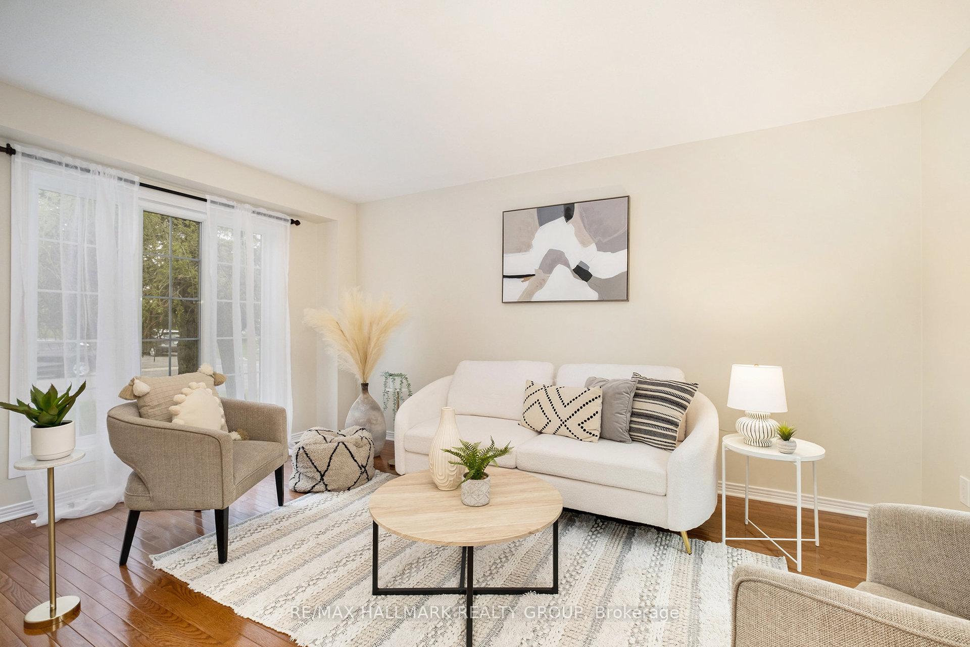 Photo 6 of 16 Filion Crescent, Ottawa, Kanata - Bridlewood — HOMEH