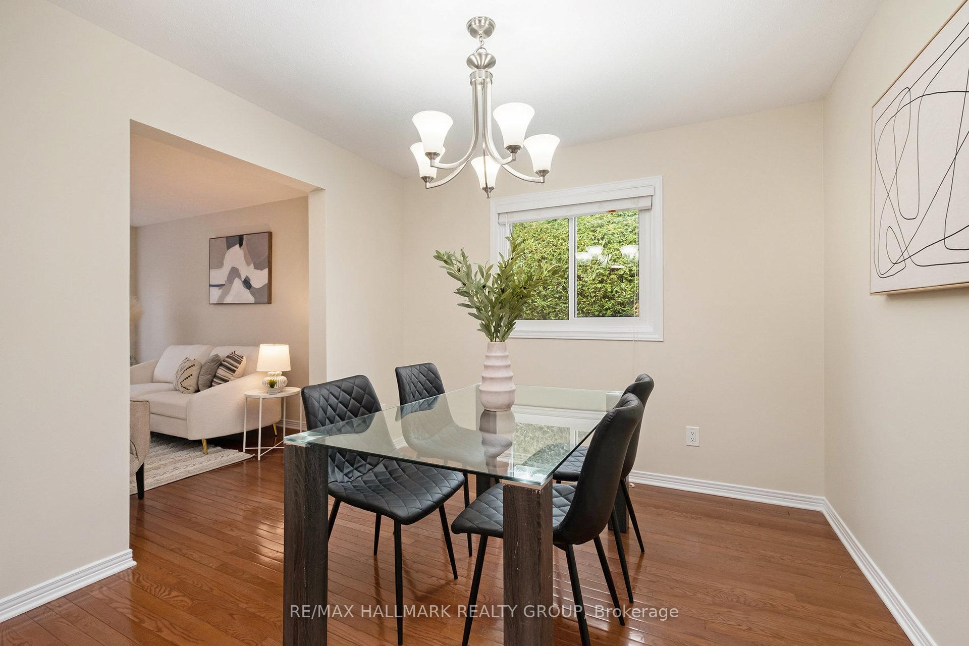 Photo 7 of 16 Filion Crescent, Ottawa, Kanata - Bridlewood — HOMEH