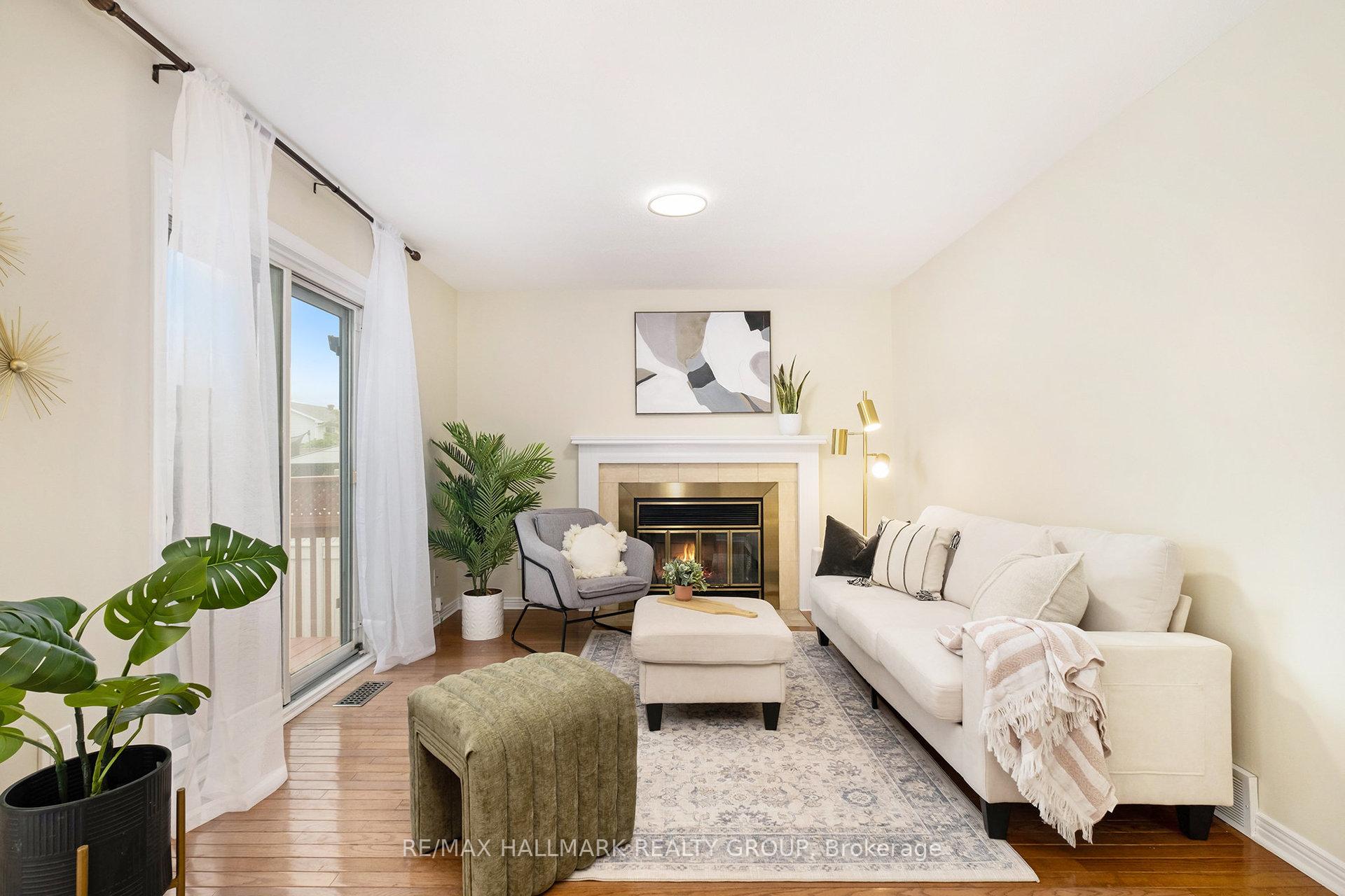 Photo 9 of 16 Filion Crescent, Ottawa, Kanata - Bridlewood — HOMEH