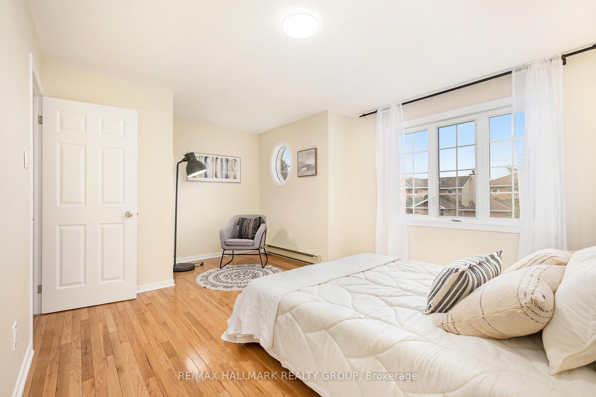Photo 17 of 16 Filion Crescent, Ottawa, Kanata - Bridlewood — HOMEH