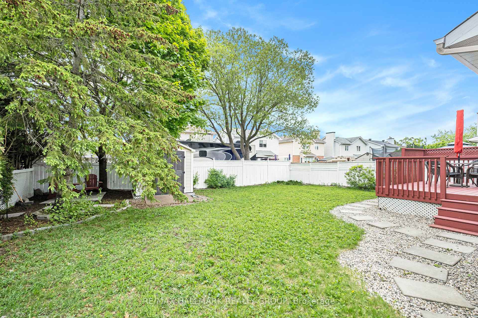 Photo 33 of 16 Filion Crescent, Ottawa, Kanata - Bridlewood — HOMEH