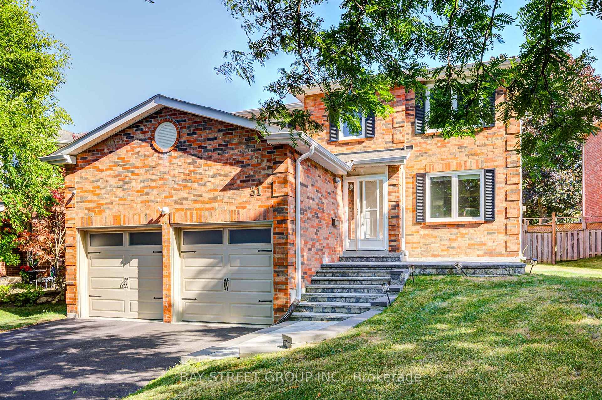 Photo 1 of 31 Lancashire Road, Markham, Unionville — HOMEH